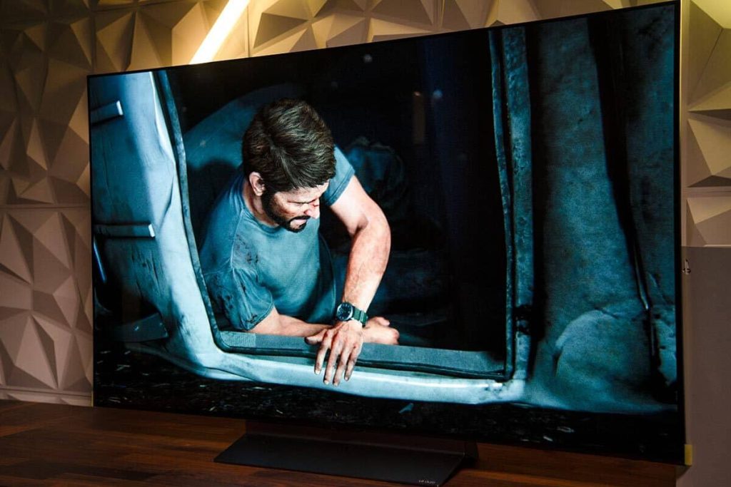 Inside Look At LG's Brand-New G4 and C4 OLED TVs